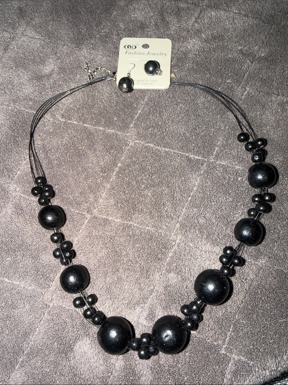 Fashion Jewelry Shiny Black Beaded Multi-Strand Necklace with Earrings